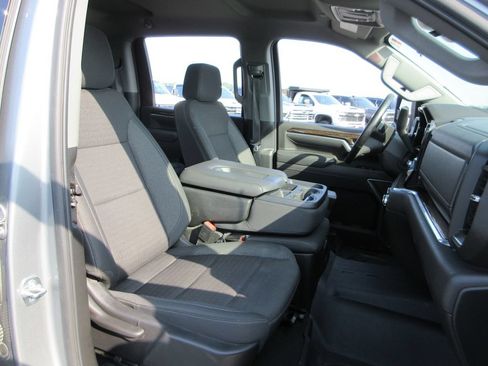 Certified 2025 GMC Sierra 2500 SLE w/ SLE Value Package; AWD/4WD image 22