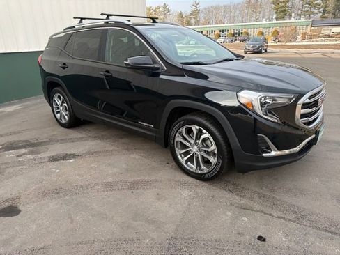 Certified 2018 GMC Terrain SLT w/ Preferred Package image 7
