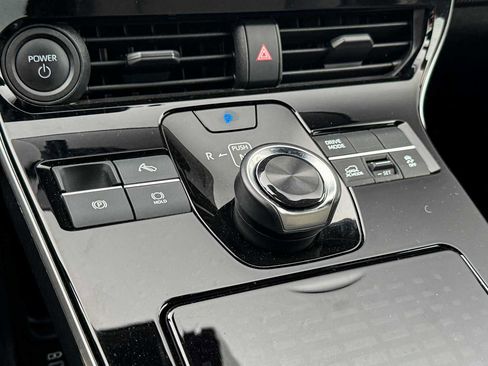 Certified 2024 Subaru Solterra Premium image 20