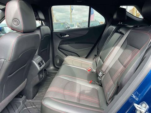 Used 2022 Chevrolet Equinox RS w/ LPO, Floor Liner Package AWD/4WD image 10