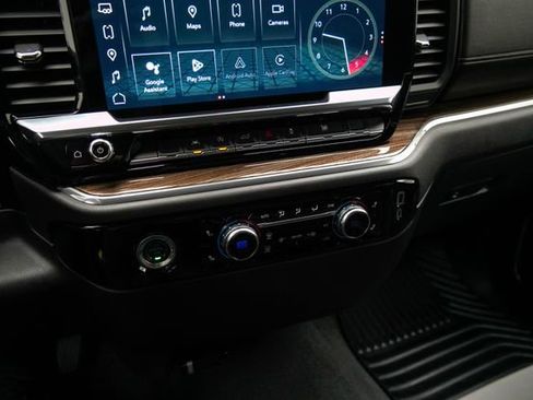 Used 2024 GMC Sierra 1500 Elevation image 30