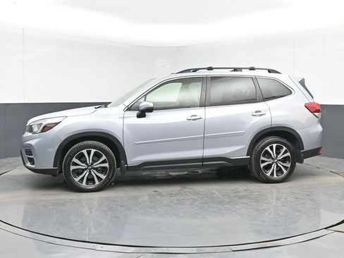 Used 2020 Subaru Forester Limited image 6