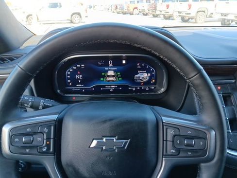 Used 2023 Chevrolet Tahoe Z71 w/ Luxury Package image 15