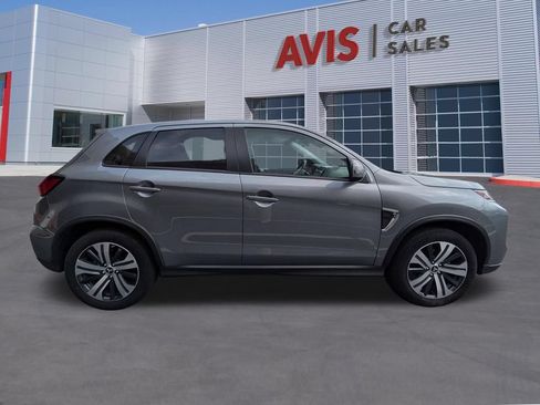 Used 2025 Mitsubishi Outlander Sport SE AWD/4WD image 5