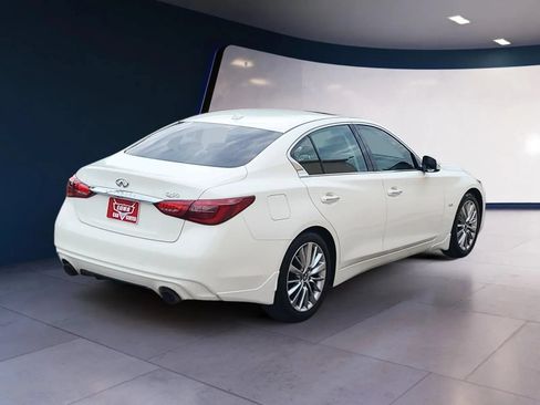 Used 2018 INFINITI Q50 Luxe w/ Essential Package (3.0T Luxe) RWD image 5
