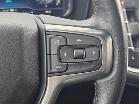 Used 2023 Chevrolet Suburban Z71 AWD/4WD image 30