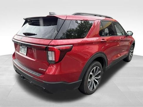 Used 2025 Ford Explorer ST-Line AWD/4WD image 4