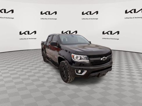 Used 2017 Chevrolet Colorado Z71 image 3