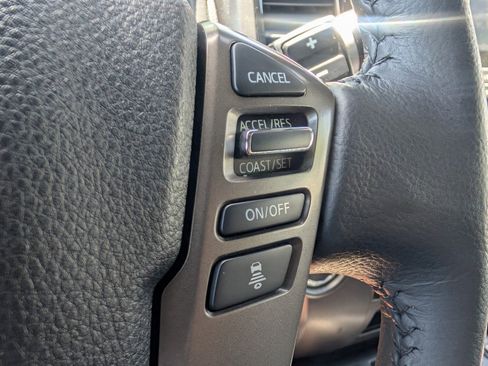 Used 2024 Nissan Titan SV w/ SV Bronze Edition Package RWD image 28