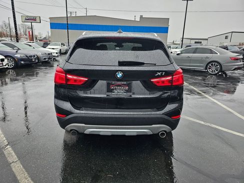 Used 2017 BMW X1 xDrive28i image 4