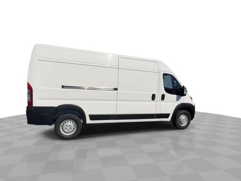 Used 2024 RAM ProMaster 2500 w/ Convenience Group FWD image 10