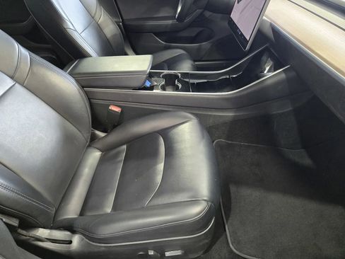 Used 2017 Tesla Model 3 Long Range RWD image 7