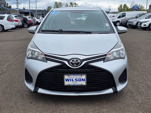Used 2016 Toyota Yaris L FWD image 6