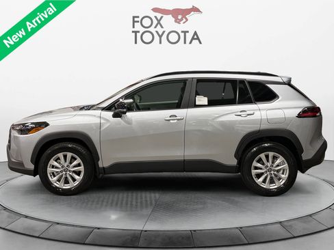 New 2026 Toyota Corolla Cross LE FWD image 2