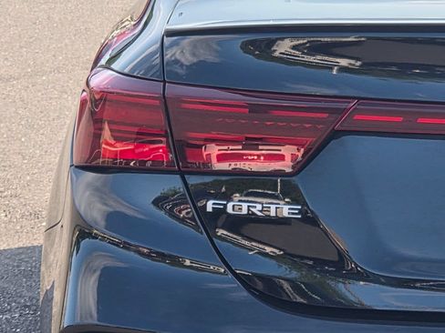 Used 2023 Kia Forte GT-Line w/ GT-Line Premium Package FWD image 34