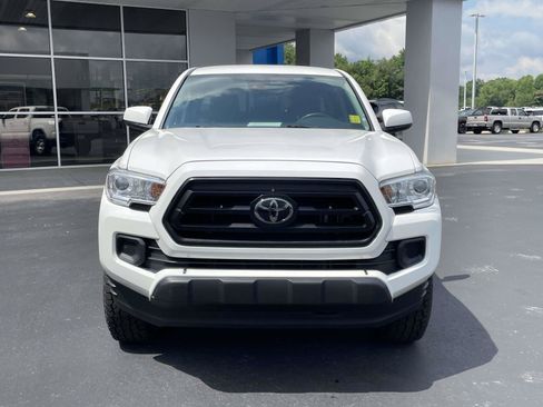 Used 2023 Toyota Tacoma SR AWD/4WD image 8