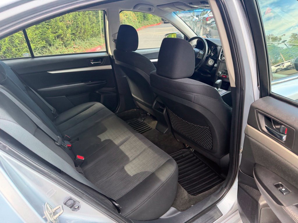 Used 2013 Subaru Legacy 2.5i Premium AWD/4WD image 21