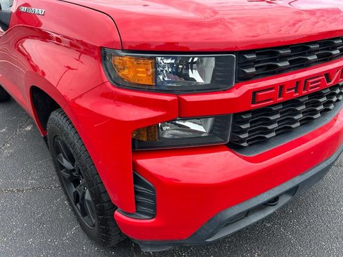 Used 2021 Chevrolet Silverado 1500 Custom RWD image 3