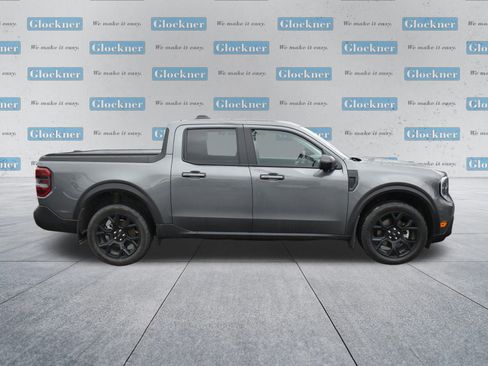 Used 2025 Ford Maverick Lariat w/ Black Appearance Package image 4