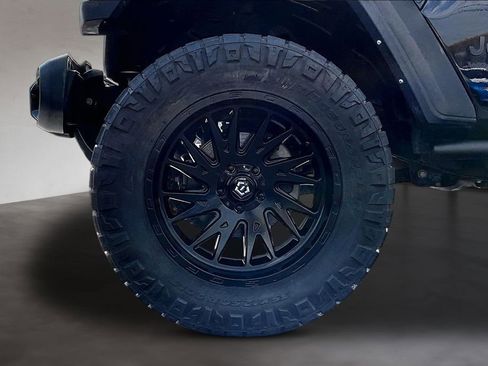 Used 2022 Jeep Wrangler Unlimited Sport AWD/4WD image 9
