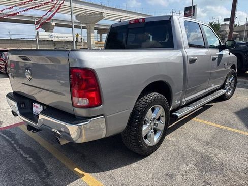 Used 2019 RAM 1500 Big Horn RWD image 6