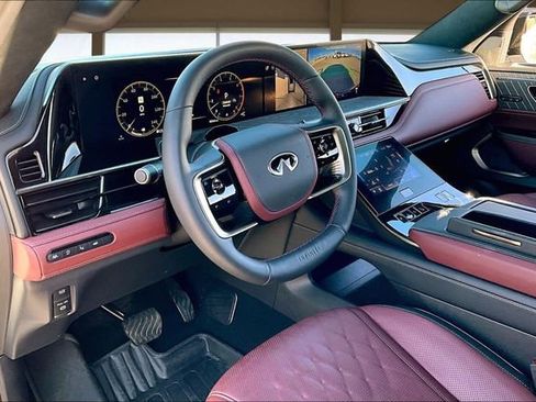 Used 2026 INFINITI QX80 Autograph w/ Premium Cargo Package image 14