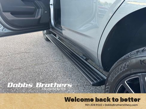 Used 2023 Chevrolet Tahoe High Country w/ Premium Package AWD/4WD image 42