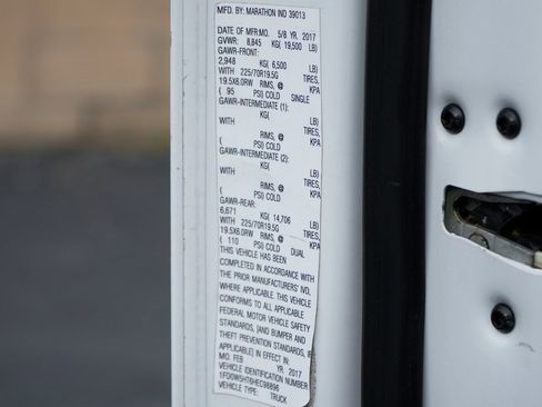 Used 2017 Ford F550 4x4 Crew Cab Super Duty image 51