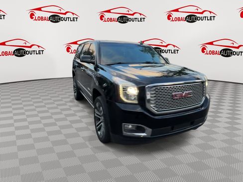 Used 2017 GMC Yukon Denali w/ Open Road Package AWD/4WD image 3