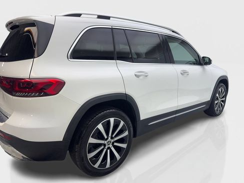 Used 2022 Mercedes-Benz GLB 250 image 13