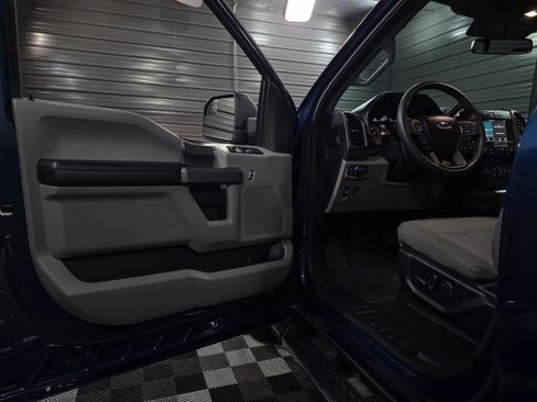 Used 2018 Ford F150 XLT w/ Equipment Group 302A Luxury image 31