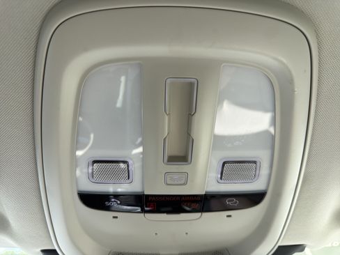 Certified 2024 Volvo XC90 B6 Plus w/ Protection Package Premier AWD/4WD image 29