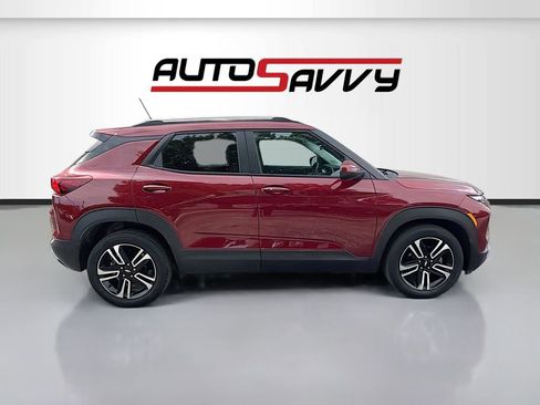 Used 2024 Chevrolet TrailBlazer LT w/ LT Cold Weather Package AWD/4WD image 8