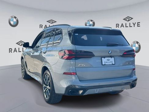 Used 2024 BMW X5 xDrive40i w/ M Sport Package image 9