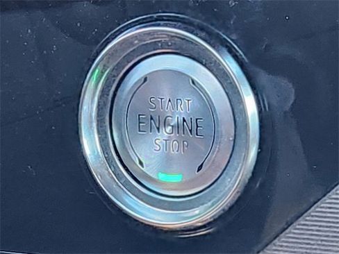 Used 2021 Chevrolet Corvette Stingray Premium Cpe w/ Z51 Performance Package image 20