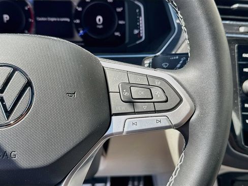 Certified 2023 Volkswagen Tiguan SEL R-Line AWD/4WD image 13