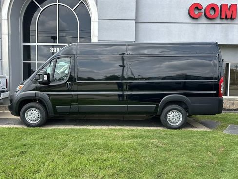 New 2026 RAM ProMaster 3500 w/ Convenience Group FWD image 3