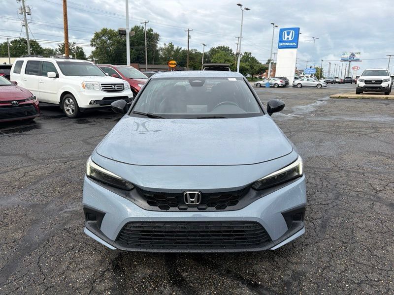 Used 2024 Honda Civic Sport image 2
