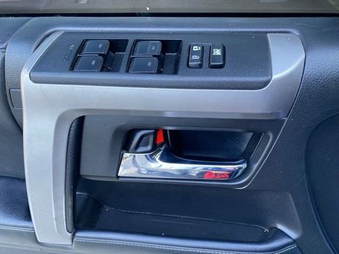 Used 2020 Toyota 4Runner SR5 Premium AWD/4WD image 21