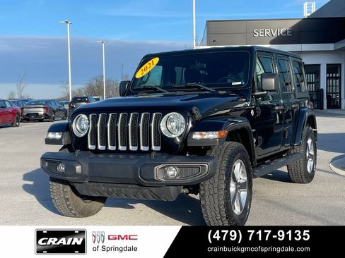 Used 2021 Jeep Wrangler Unlimited Sahara AWD/4WD image 3