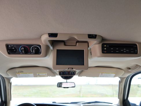 Used 2005 Ford Excursion Eddie Bauer image 35