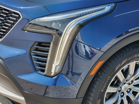 Used 2020 Cadillac XT4 Premium Luxury FWD image 27