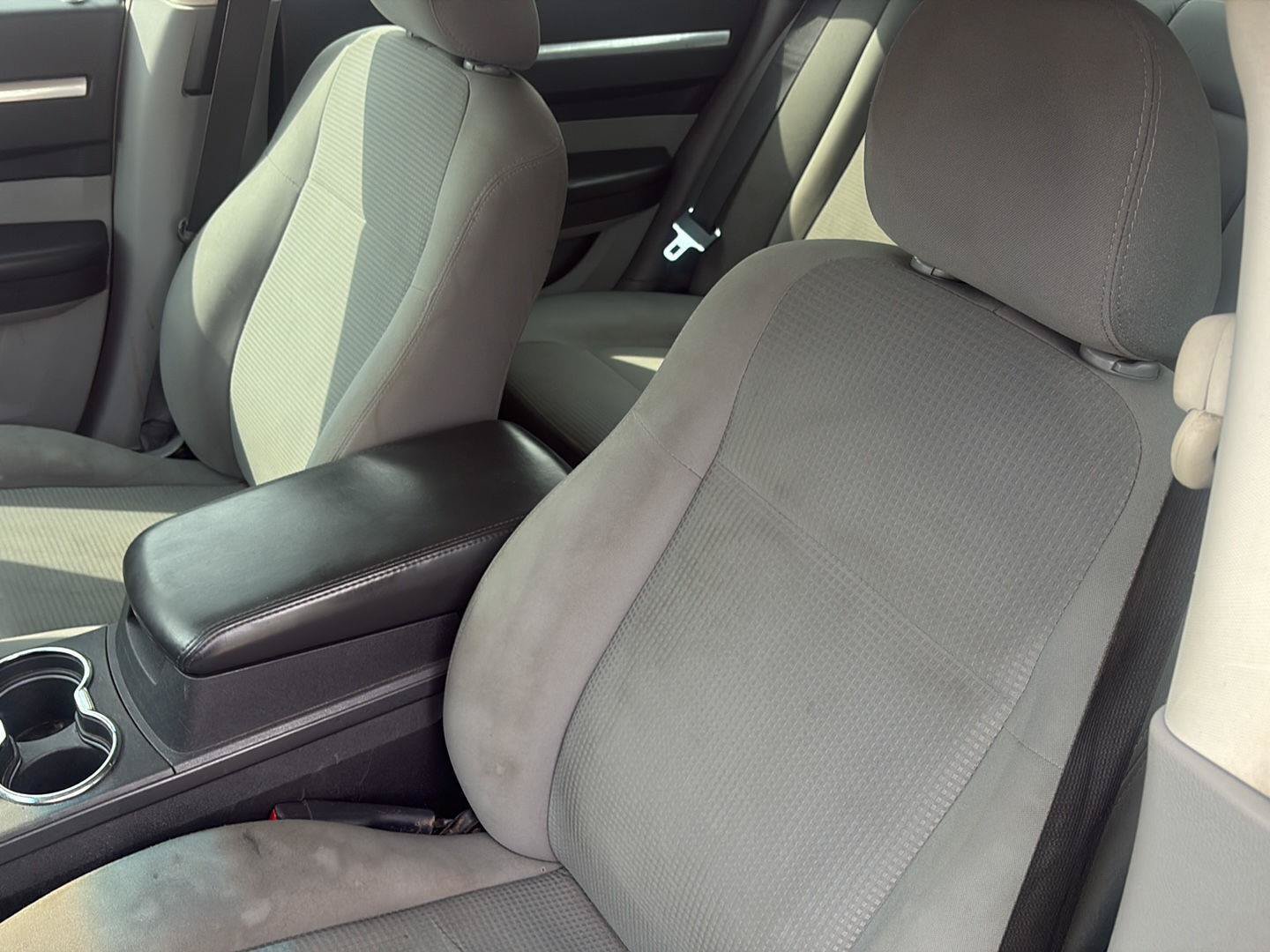 Used 2010 Dodge Charger SXT RWD image 14