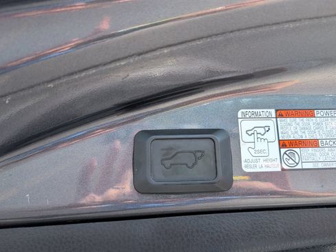 Used 2016 Toyota RAV4 Limited w/ Protection Package AWD/4WD image 26