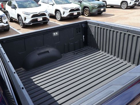 Used 2023 Toyota Tundra Limited AWD/4WD image 12