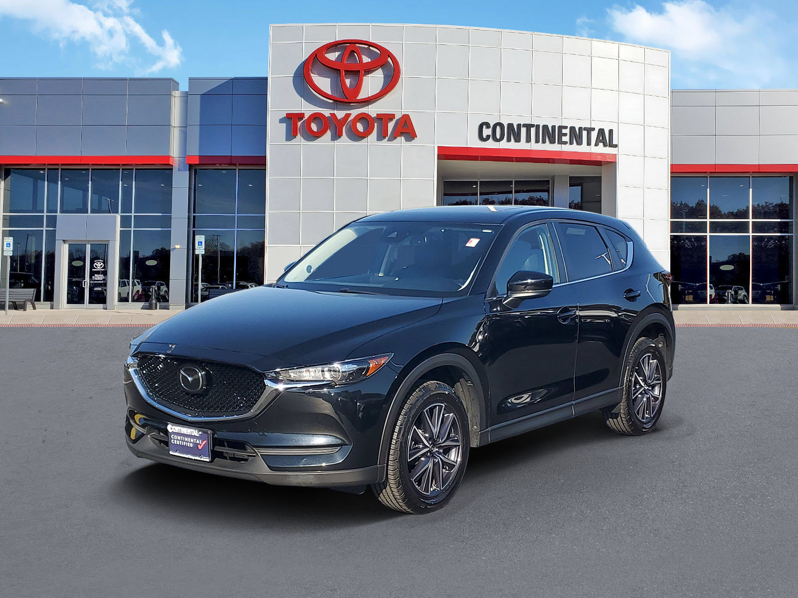 Used 2018 MAZDA CX-5 Touring w/ Preferred Equipment Package AWD/4WD image 3