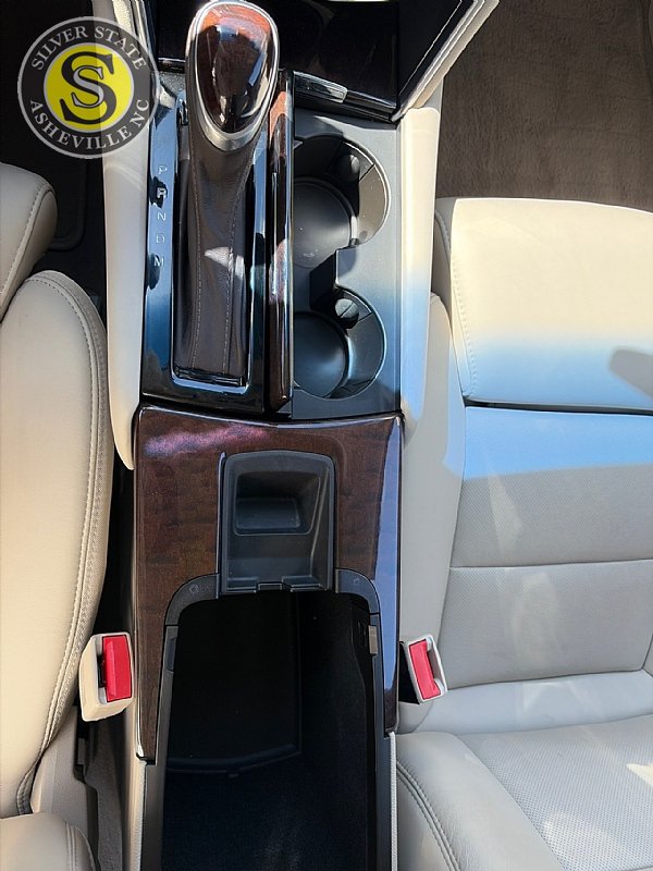 Used 2013 Cadillac XTS Luxury w/ Driver Awareness Package AWD/4WD image 22