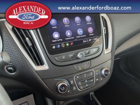 Used 2024 Chevrolet Malibu LT image 24