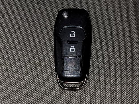 Used 2018 Ford EcoSport S FWD image 32