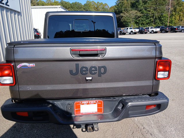 Used 2025 Jeep Gladiator Sport AWD/4WD image 7